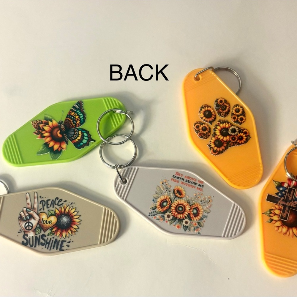 Sunflower Keychain - Picture 4 of 6